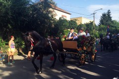 Felvonulás a Szőregi Rózsaünnepen