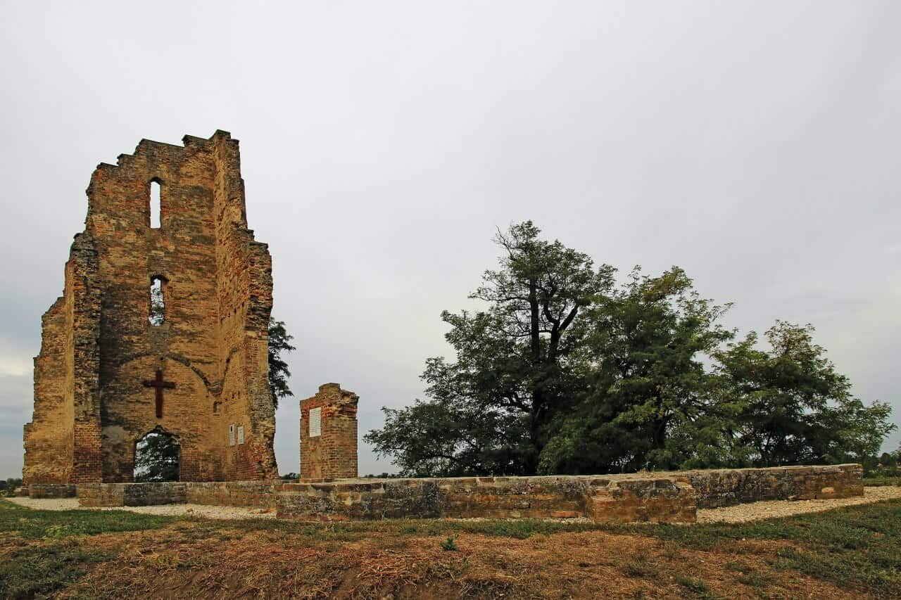 Elfeledett templomromok: Debrecen és környéke