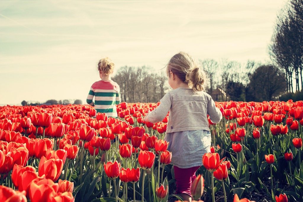 Csodahelyek Tavaszi Bakancslista – 25+ élmény, ami rád vár tavasszal!