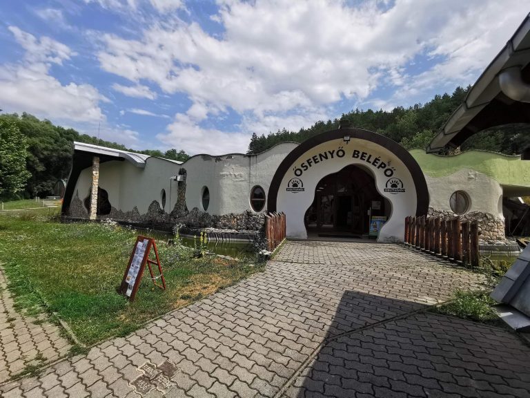 Ipolytarnóci Ősmaradványok Látogatóközpont