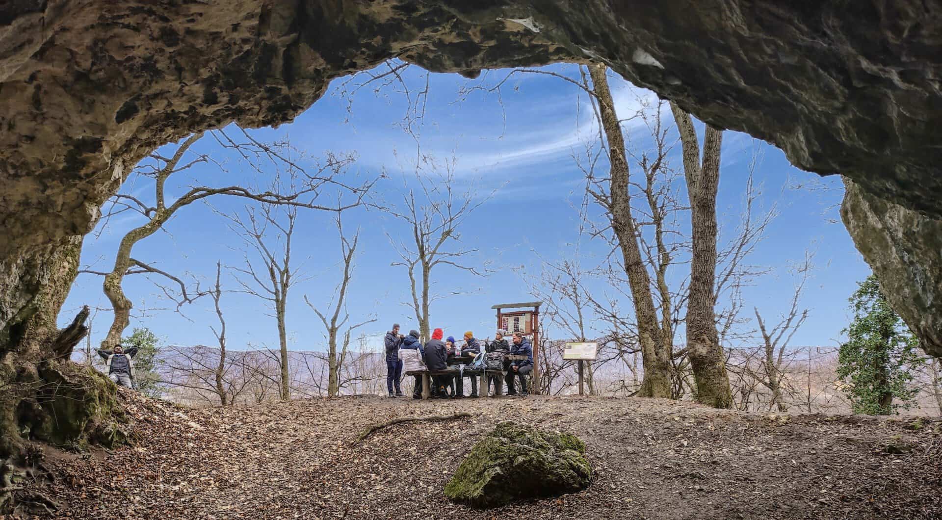 Túra a Mackó-barlang, azaz a Kis-kevélyi-barlanghoz