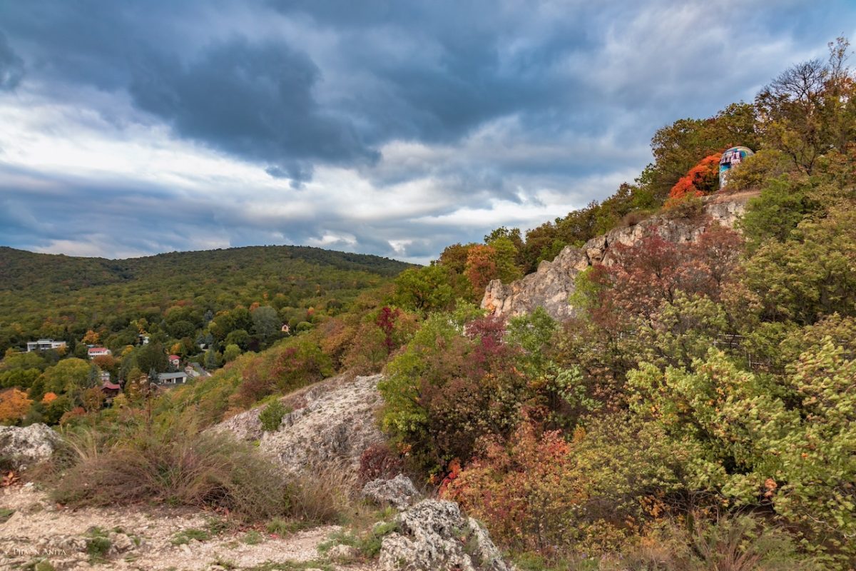 Apáthy-szikla - mesés őszi panoráma Budapest felett