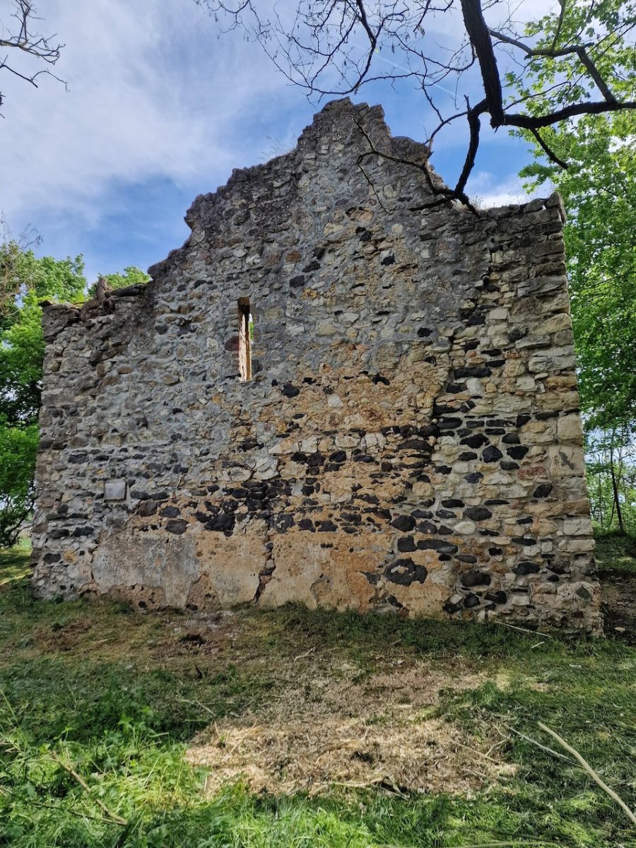Újra látogatható a csepelyi templomrom és udvarház